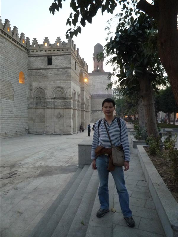 Mosque_of_al_Hakim03