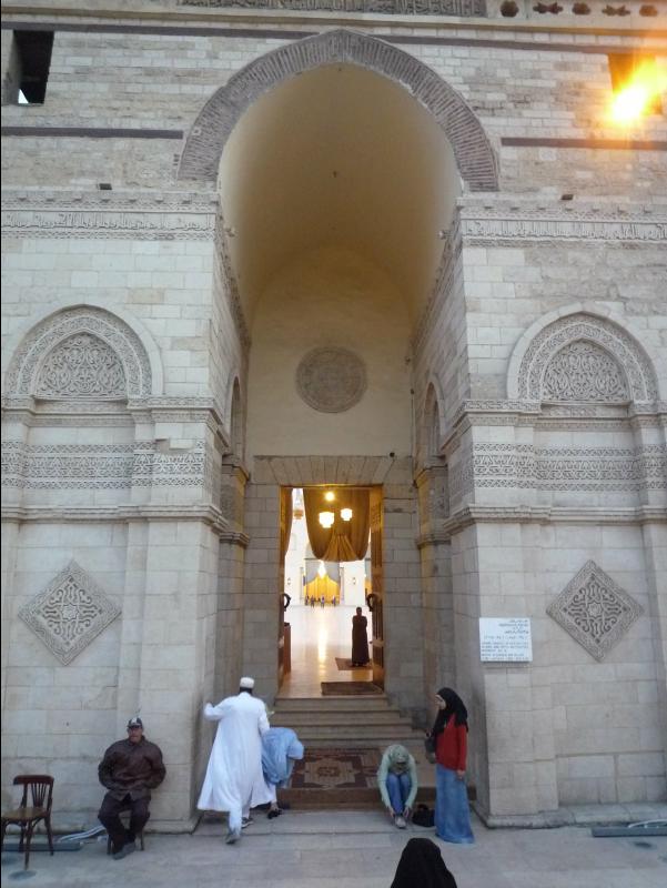 Mosque_of_al_Hakim06