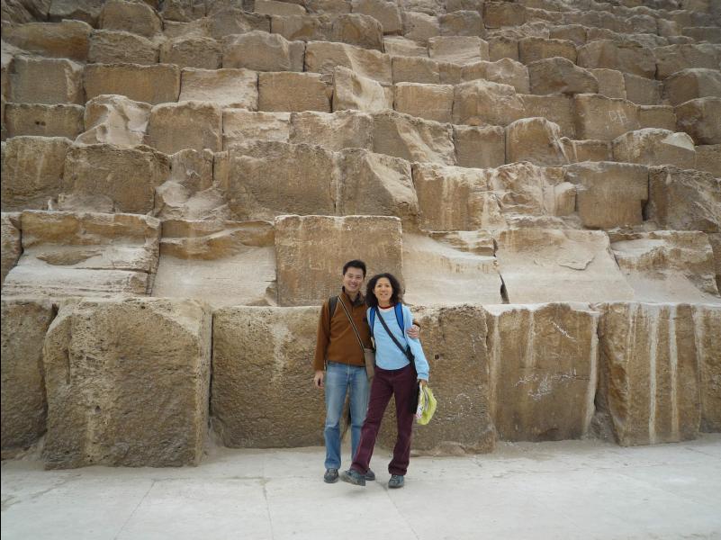 The_Giza_Pyramids12