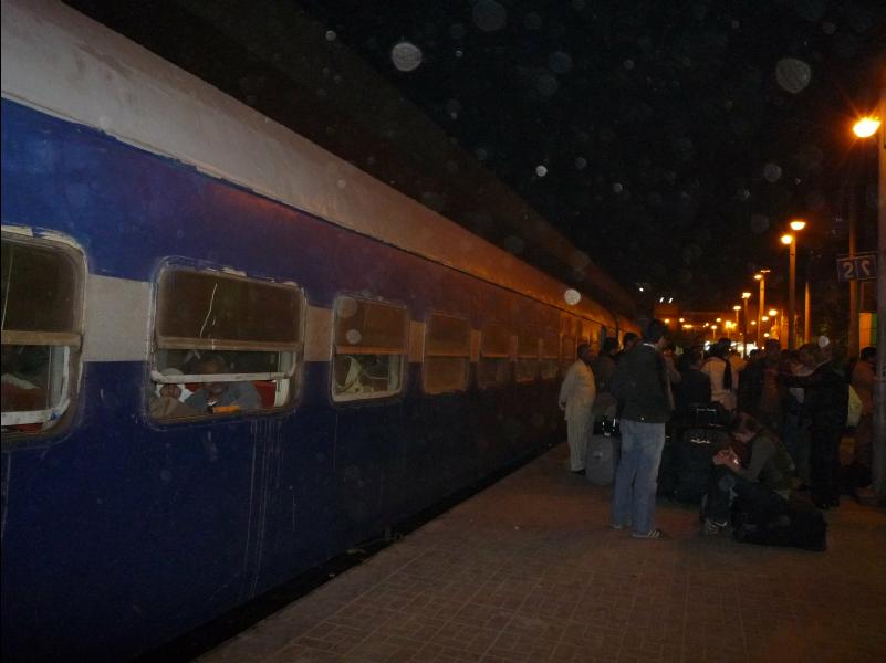 Train_Cairo_to_Aswan01