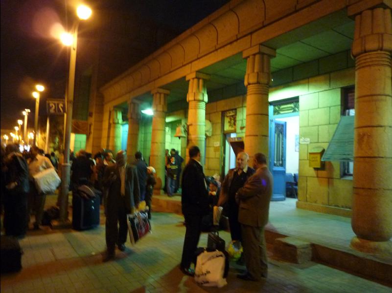 Train_Cairo_to_Aswan02
