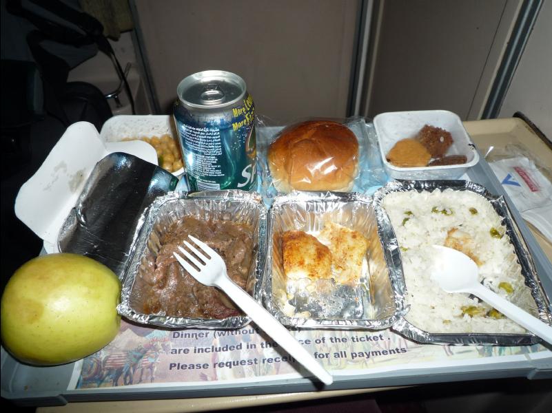 Train_Cairo_to_Aswan06