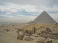 The_Giza_Pyramids29