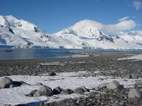 Half_Moon_Island003
