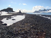 Half_Moon_Island004