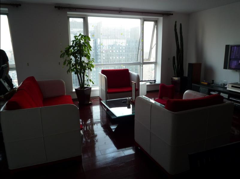 Daphne's_home01.jpg