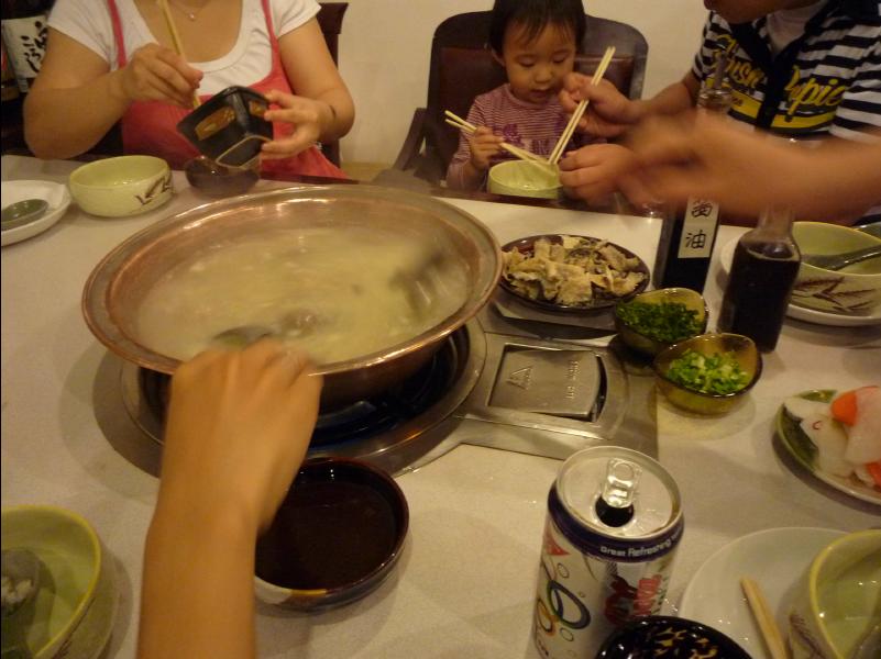 Hongkong_style_Hotpot.jpg