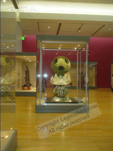 ReunificationGiftsHall02.jpg
