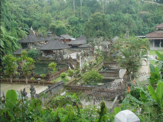 Tampaksiring01.jpg
