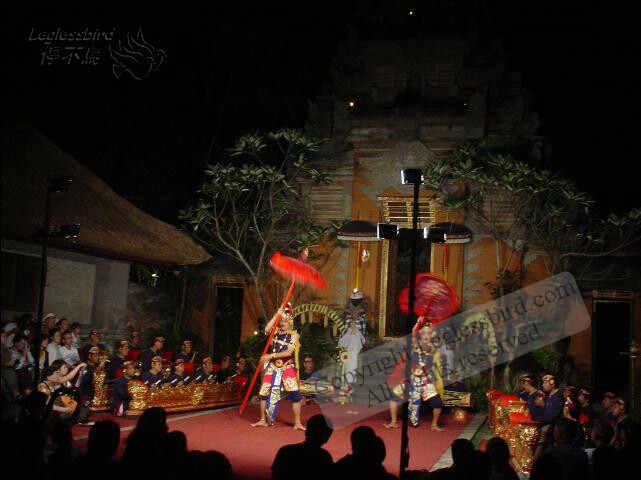 UbudPalaceLegongDance07.jpg