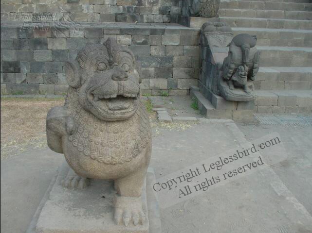 BorobudurTemple05.jpg