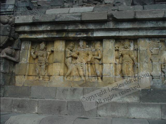 BorobudurTemple08.jpg