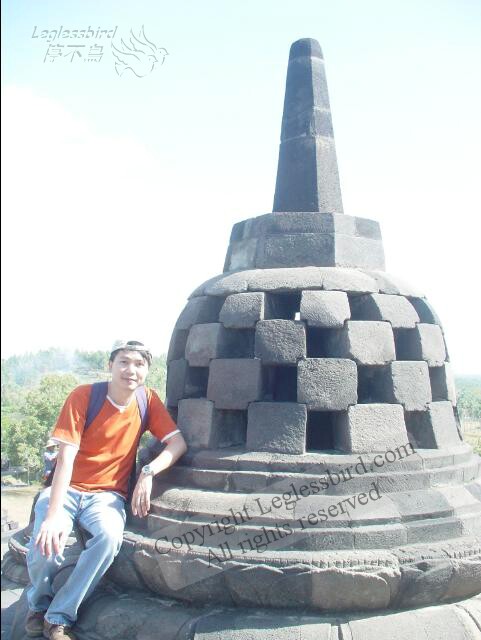 BorobudurTemple22.jpg