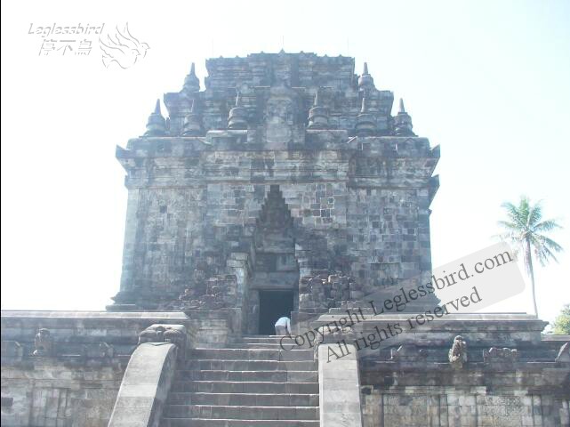 MendutTemple01.jpg
