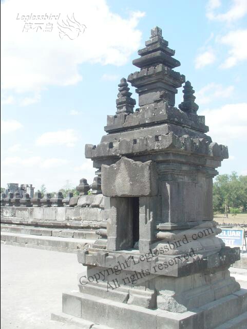 PrambananTemple07.jpg
