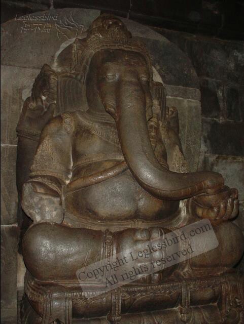 PrambananTemple25.jpg