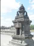 PrambananTemple07.jpg
