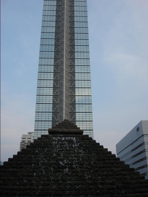 Fukuoka_Tower07