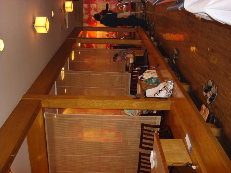 Restaurant_in_Tenjin04