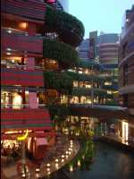 Canal_Plaza06