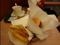 Mos_Burger01
