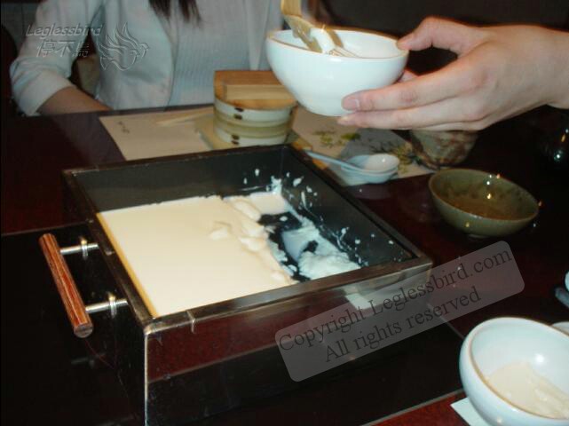 Dinner30June03e
