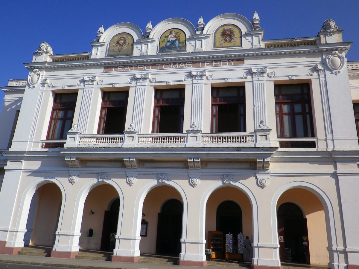 Cienfuegos09.jpg