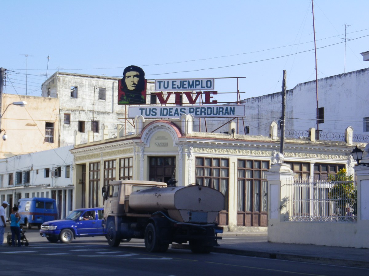 Cienfuegos12.jpg