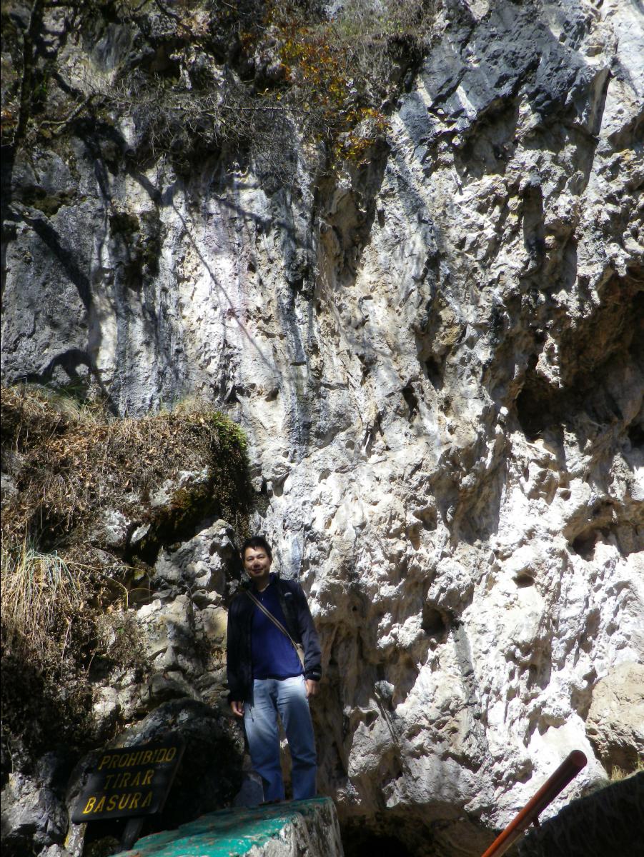 Cave01