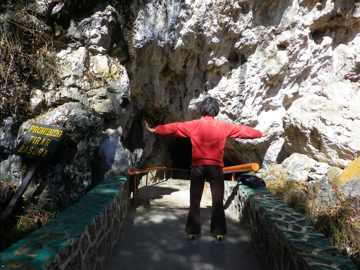 Cave22